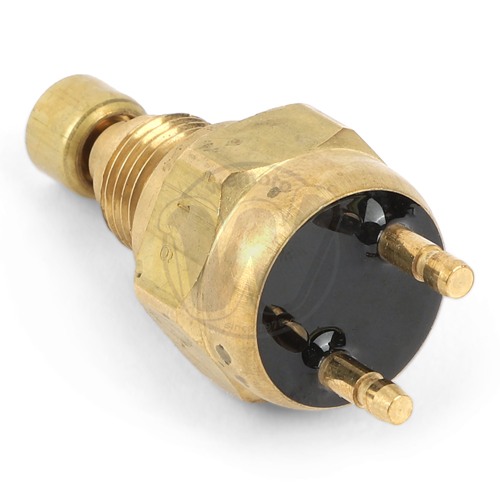 0NQ5356_kc9774 two.jpg